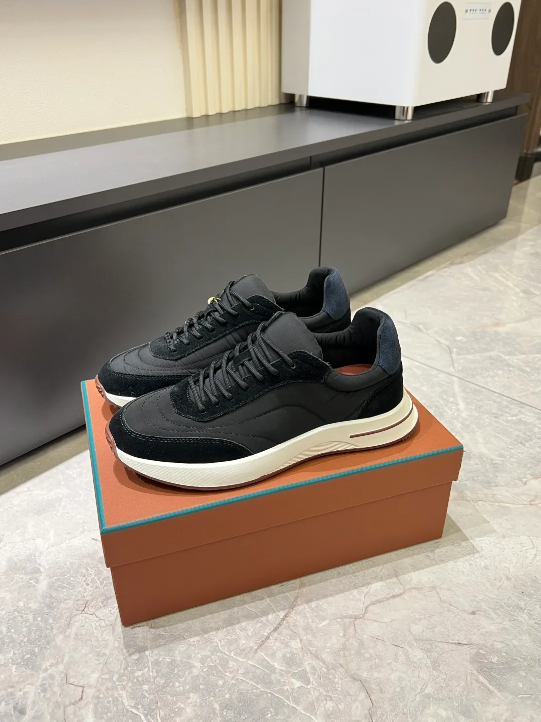 Men's men's shoes 💰p480Loro Men's men's shoes 💰piana niche Loro classic jogging shoes, men's lace-up casual shoes and sneakers, high-quality lightweight and comfortable fabrics, suitable for outdoor leisure, the color scheme is young and energetic, and it looks great with sportswear or casual suits! Size: 38-44 (45 customized)